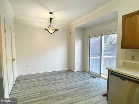 6360 Dakine Cir, Springfield, VA 22150 photo 11
