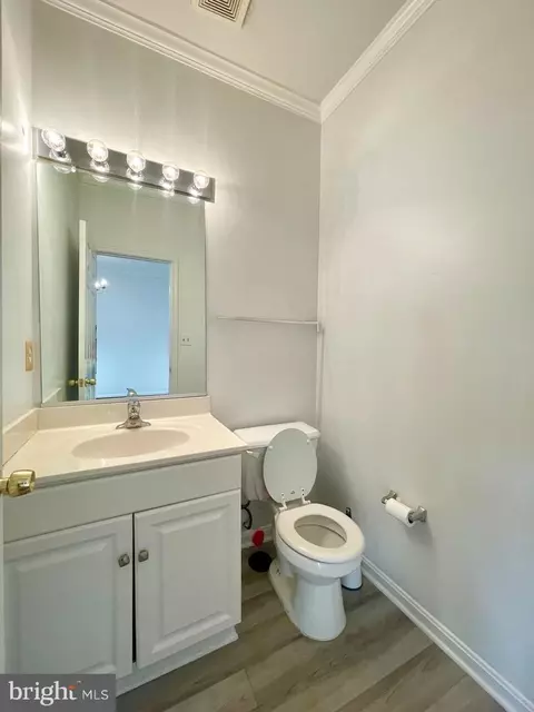 6360 Dakine Cir, Springfield, VA 22150 photo 17
