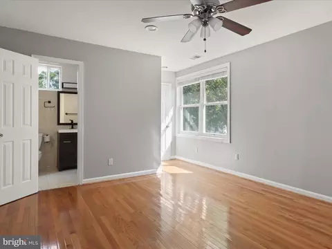 Bedroom - 6019 Frederick St, Springfield, VA 22150 photo 4 of 9