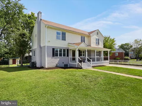 Exterior - 6019 Frederick St, Springfield, VA 22150 photo 1 of 8