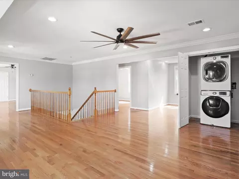 Entry Way - 6019 Frederick St, Springfield, VA 22150 photo 3 of 3