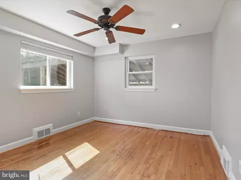 Bedroom - 6019 Frederick St, Springfield, VA 22150 photo 1 of 9