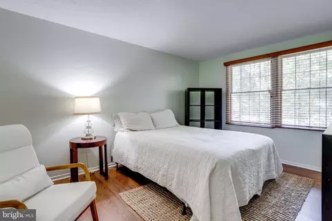 8693 Young Ct, Springfield, VA 22153 photo 30