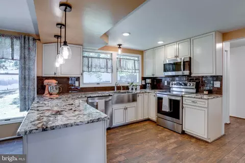 8693 Young Ct, Springfield, VA 22153 photo 24