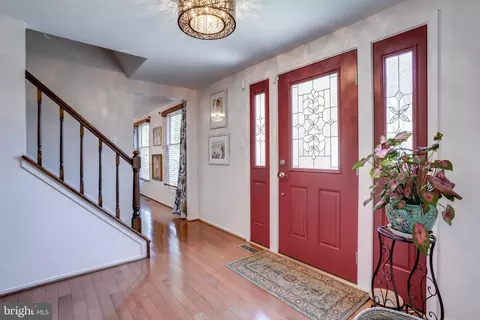 8693 Young Ct, Springfield, VA 22153 photo 8
