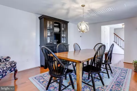 8693 Young Ct, Springfield, VA 22153 photo 13