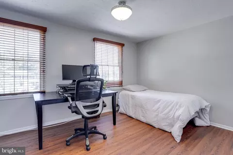 8693 Young Ct, Springfield, VA 22153 photo 34