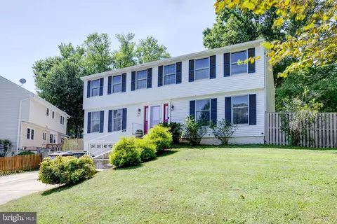 8693 Young Ct, Springfield, VA 22153 photo 2