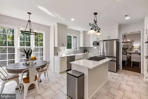 Kitchen - 7809 Valleyfield Dr, Springfield, VA 22153 photo 1 of 4
