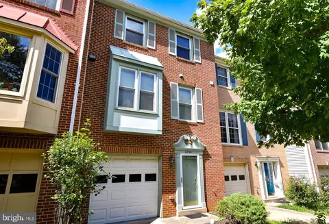 6554 Morning Meadow Dr, Alexandria, VA 22315