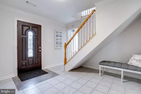 5543 Queensberry Ave, Springfield, VA 22151 photo 9