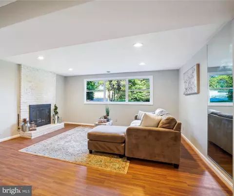 5742 Rolling Rd, Burke, VA 22015 photo 41