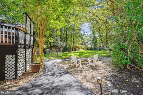5742 Rolling Rd, Burke, VA 22015 photo 12