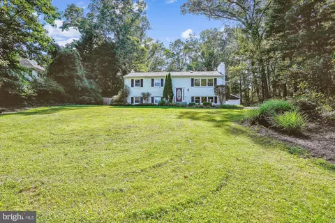 5742 Rolling Rd, Burke, VA 22015 photo 4