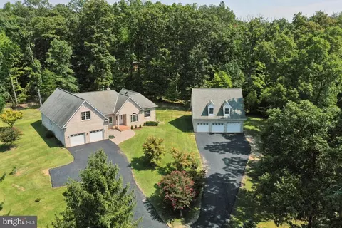 11504 Yates Ford Rd, Fairfax Station, VA 22039