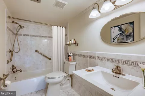 Bath - 1800 Old Meadow Rd #522, Mclean, VA 22102 photo 1 of 2