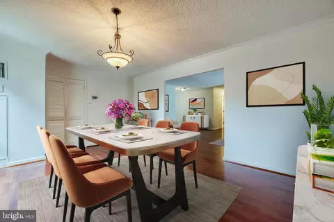Dining - 1800 Old Meadow Rd #522, Mclean, VA 22102 photo 1 of 1