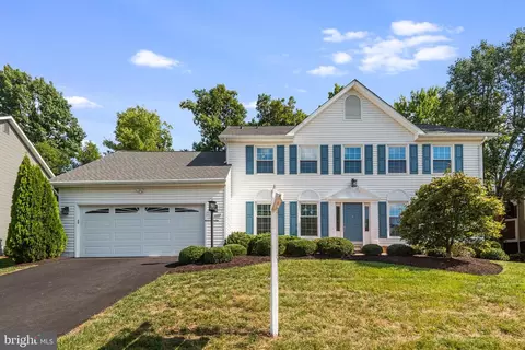 13902 Stonefield Ln, Clifton, VA 20124