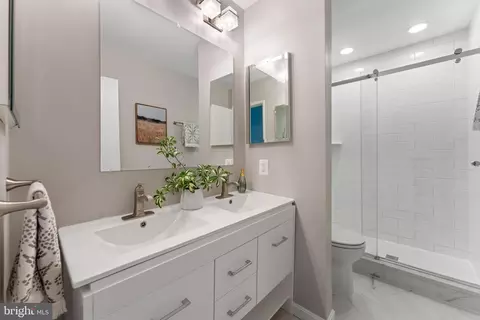 11522 Links Dr, Reston, VA 20190 photo 17