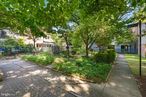 11522 Links Dr, Reston, VA 20190 photo 30