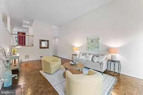 11522 Links Dr, Reston, VA 20190 photo 12