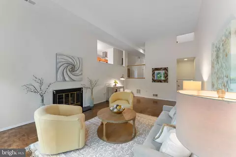 11522 Links Dr, Reston, VA 20190 photo 11