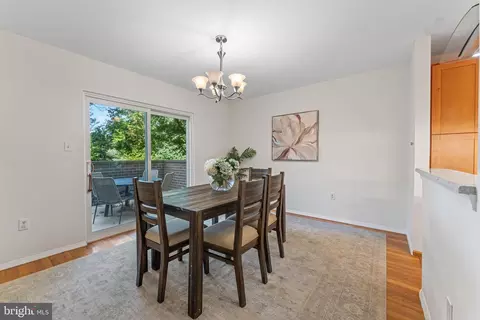 11522 Links Dr, Reston, VA 20190 photo 7