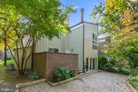 11522 Links Dr, Reston, VA 20190 photo 28