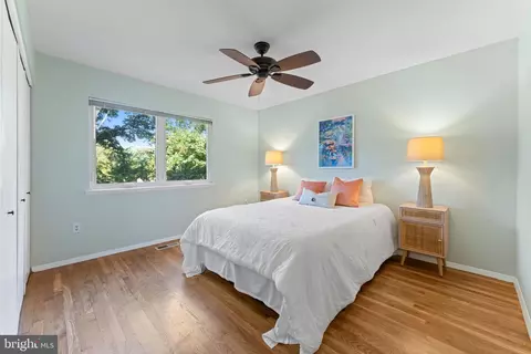 11522 Links Dr, Reston, VA 20190 photo 18
