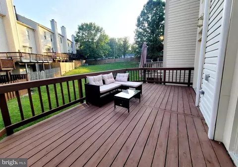 Exterior - 9501 Millgate Pl, Burke, VA 22015 photo 3 of 8