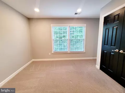 Bedroom - 9501 Millgate Pl, Burke, VA 22015 photo 1 of 1