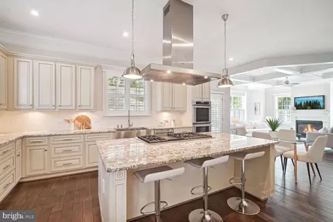 6701 Lumsden St, Mclean, VA 22101 photo 9