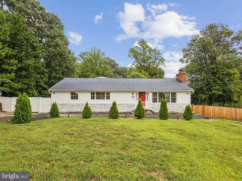 9513 5th Pl, Lorton, VA 22079