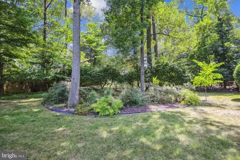 2441 Luckett Ave, Vienna, VA 22180 photo 46