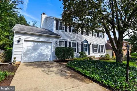 14414 Awbrey Patent Dr, Centreville, VA 20120