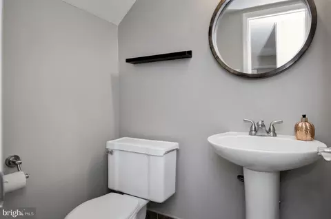 1963 Kennedy Dr #1963, Mclean, VA 22102 photo 15