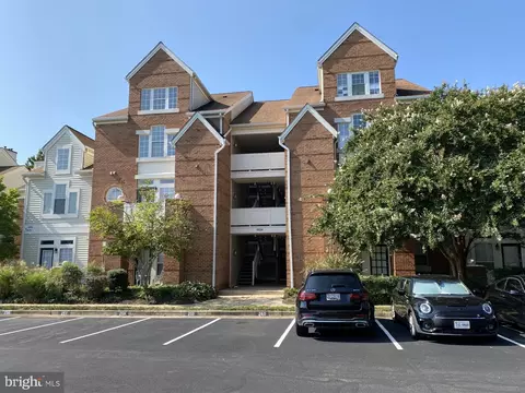 6834 F Brindle Heath Way #238, Alexandria, VA 22315