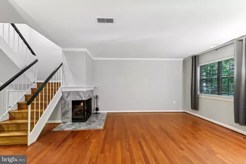 2049 Headlands Cir, Reston, VA 20191 photo 10