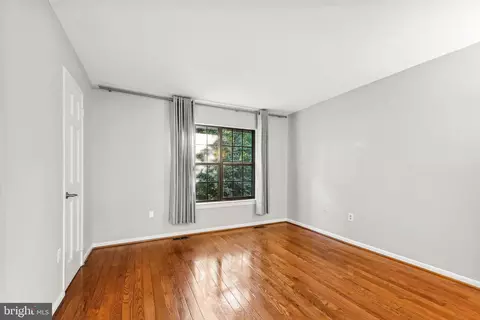 2049 Headlands Cir, Reston, VA 20191 photo 30