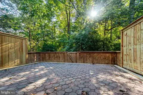 2049 Headlands Cir, Reston, VA 20191 photo 50