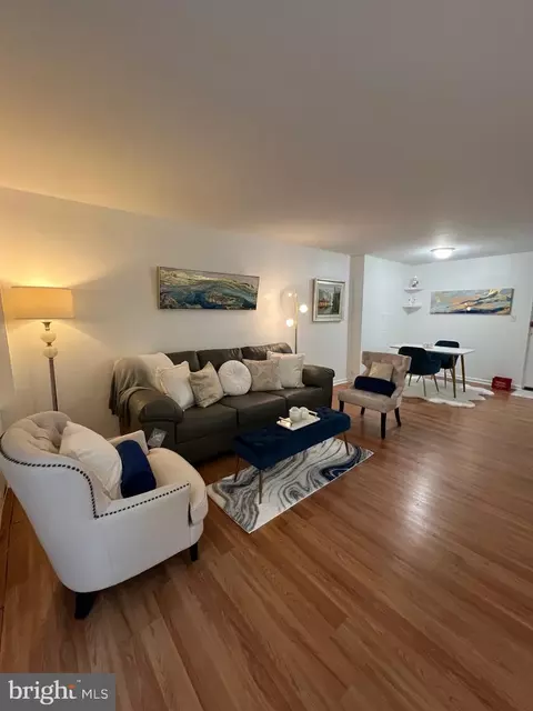 6001 Arlington Blvd #T15, Falls Church, VA 22044