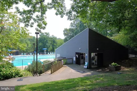 Exterior - 11427 Great Meadow Dr, Reston, VA 20191 photo 7 of 11