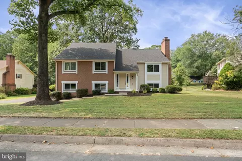 11427 Great Meadow Dr, Reston, VA 20191