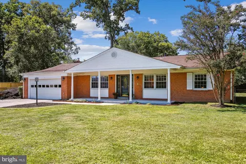 10712 Greene Dr, Lorton, VA 22079