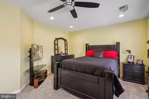 9946 E Hill Dr, Lorton, VA 22079 photo 26