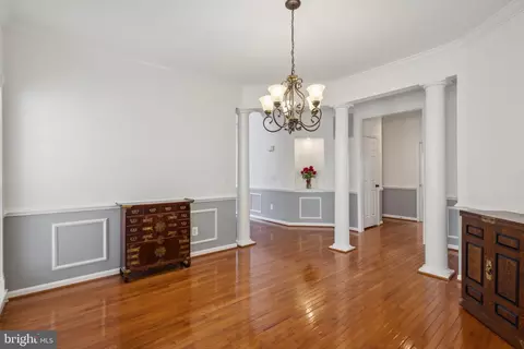 9946 E Hill Dr, Lorton, VA 22079 photo 11