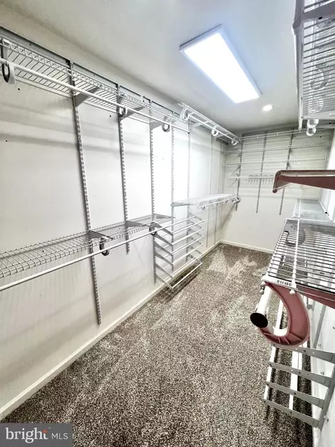 9946 E Hill Dr, Lorton, VA 22079 photo 24