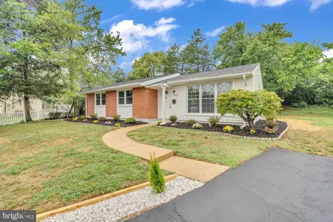 4810 Wilby Ct, Alexandria, VA 22310