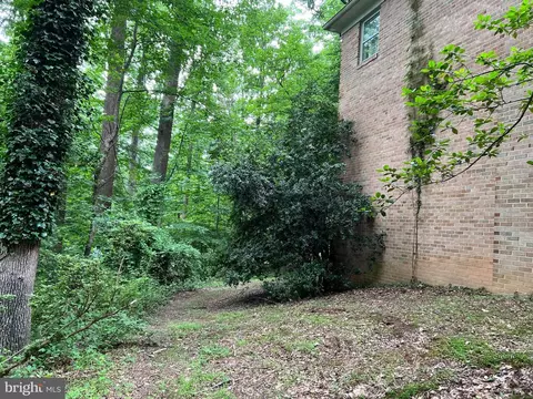 8510 Sparger St, Mclean, VA 22102 photo 6