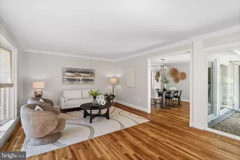 Living - 8206 Langbrook Rd, Springfield, VA 22152 photo 4 of 8